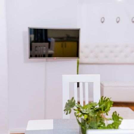 Eunice Apartament オラデア エクステリア 写真